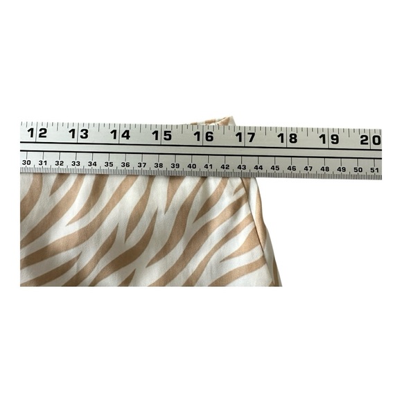 Ann Taylor Midi Skirt in Cream and Tan Zebra Print - Size 12 - Picture 6 of 10